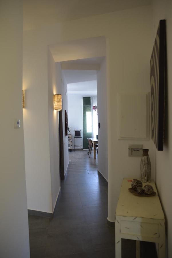 Ross House Apartment โนเชรา อินเฟอริโอเร ภายนอก รูปภาพ